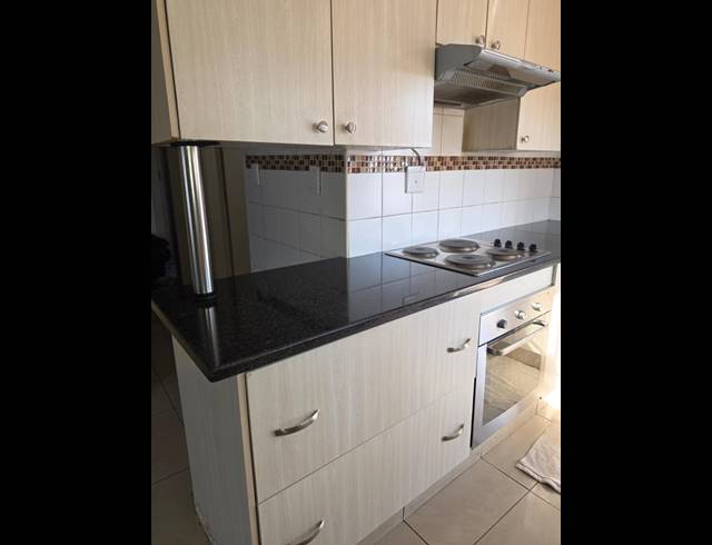 3 BEDROOM HOUSE FOR SALE IN MAHUBE VALLEY